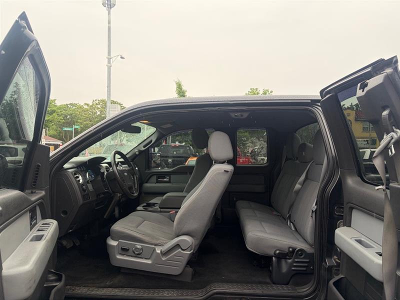 Ford F-150  2012