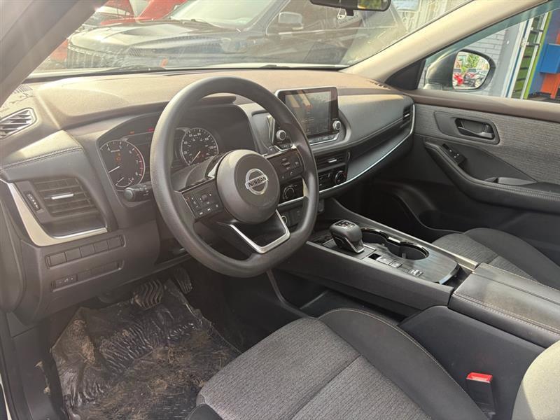 Nissan Rogue  2021