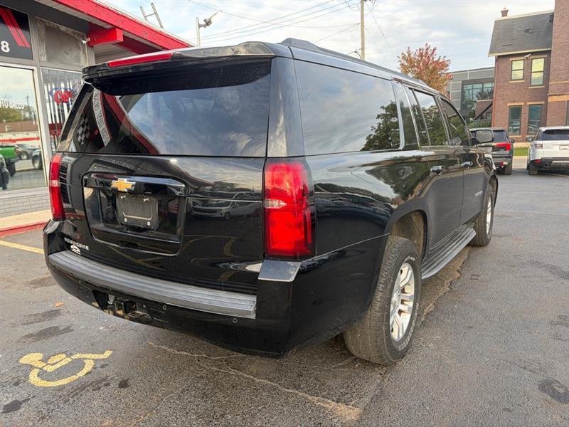 Chevrolet Suburban  2018