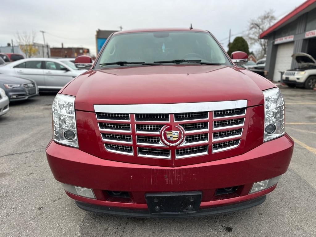 Cadillac Escalade  2012