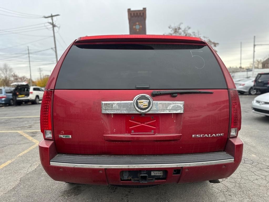Cadillac Escalade  2012