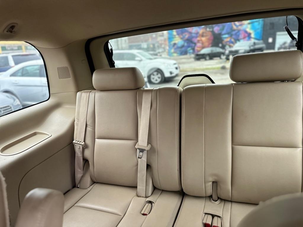 Cadillac Escalade  2012