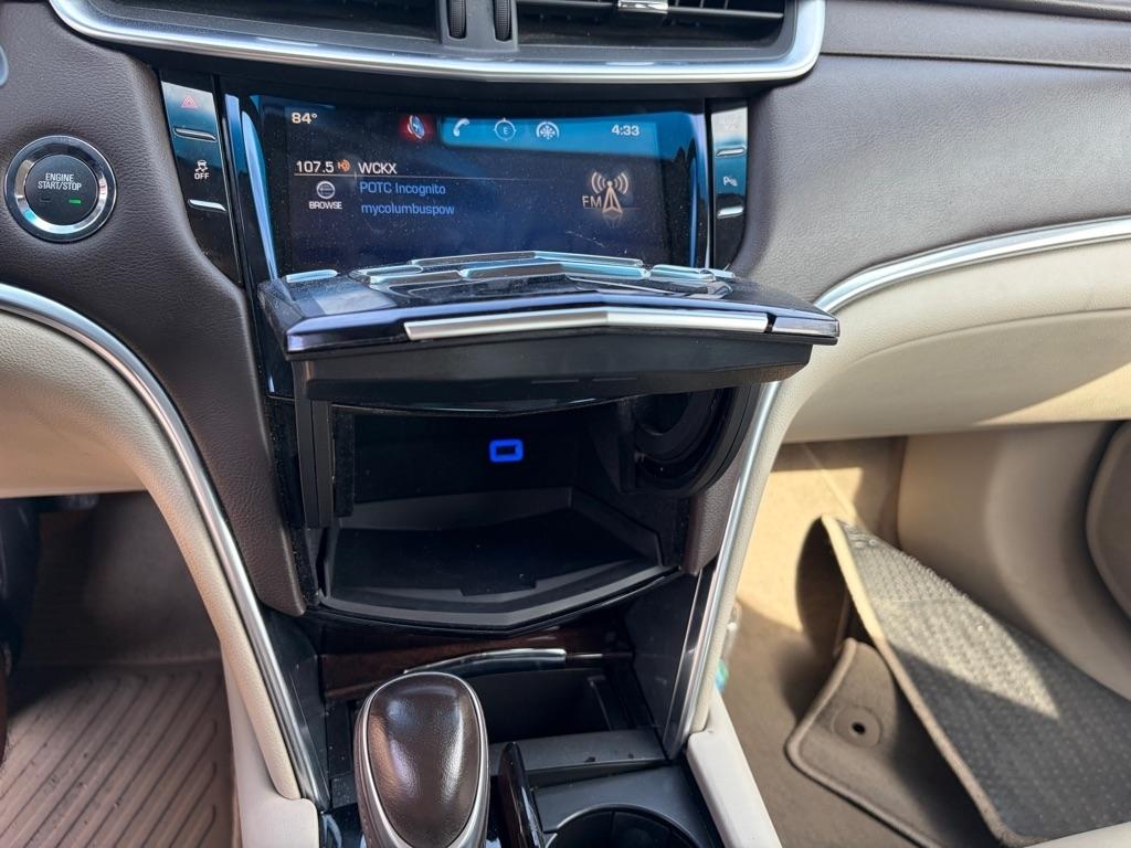 Cadillac XTS  2013