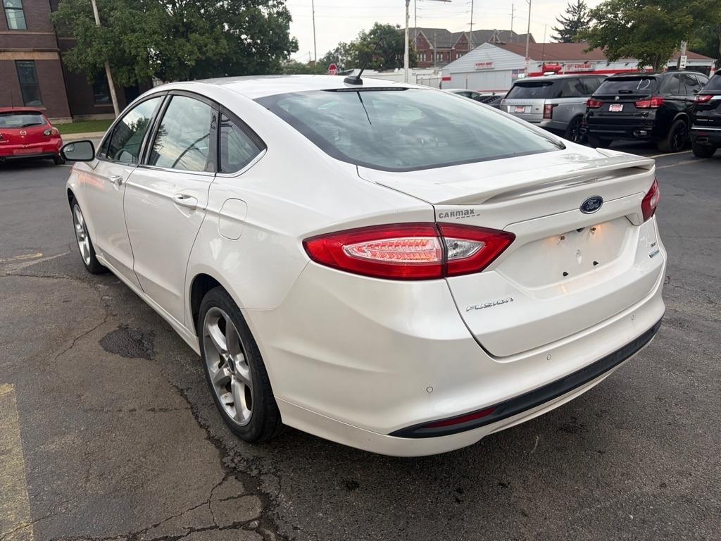Ford Fusion  2016
