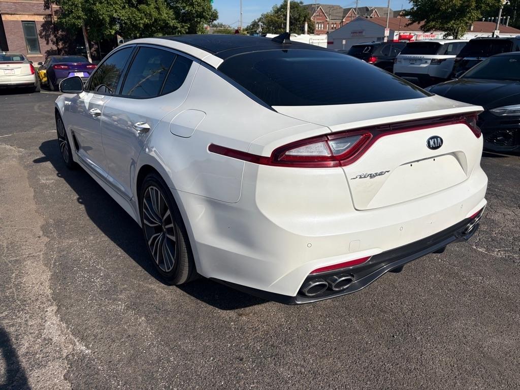 Kia Stinger  2018