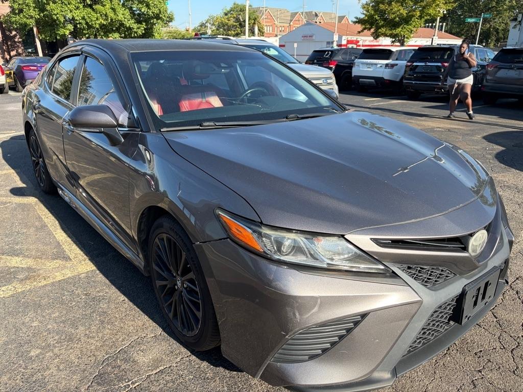 Toyota Camry  2018