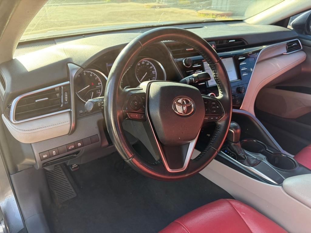 Toyota Camry  2018