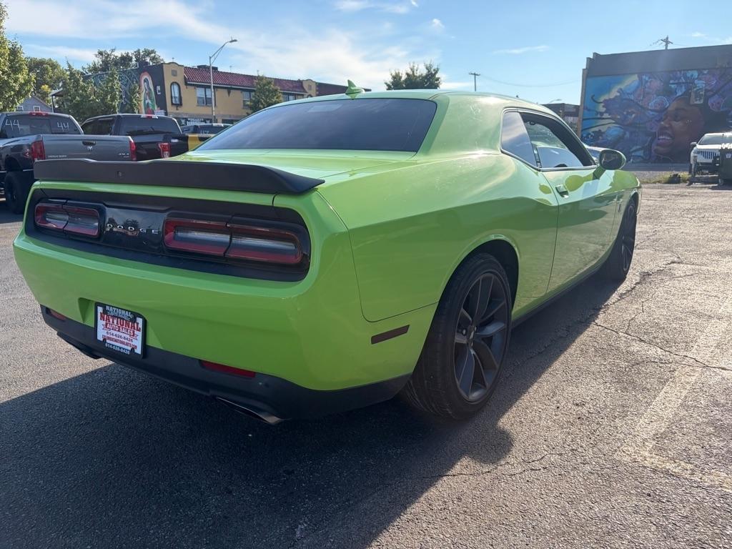 Dodge Challenger  2019