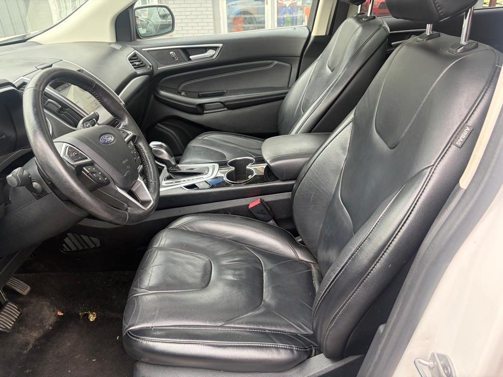 Ford Edge  2016