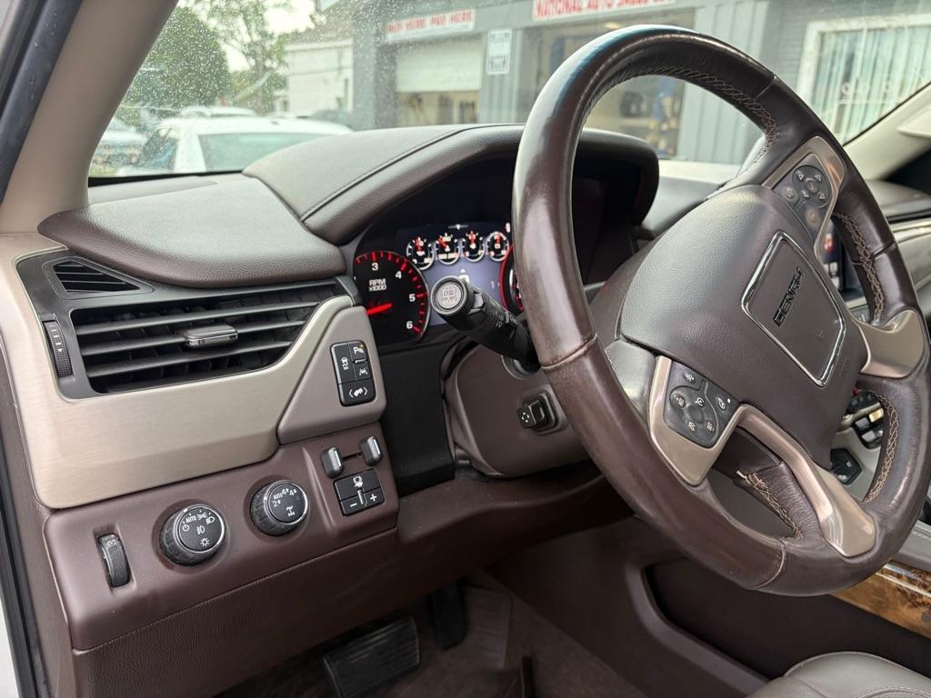 GMC Yukon XL  2016