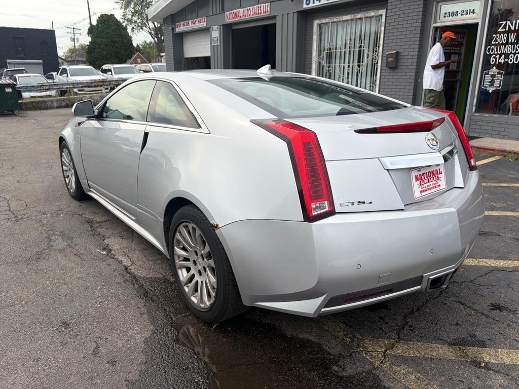 Cadillac CTS  2011