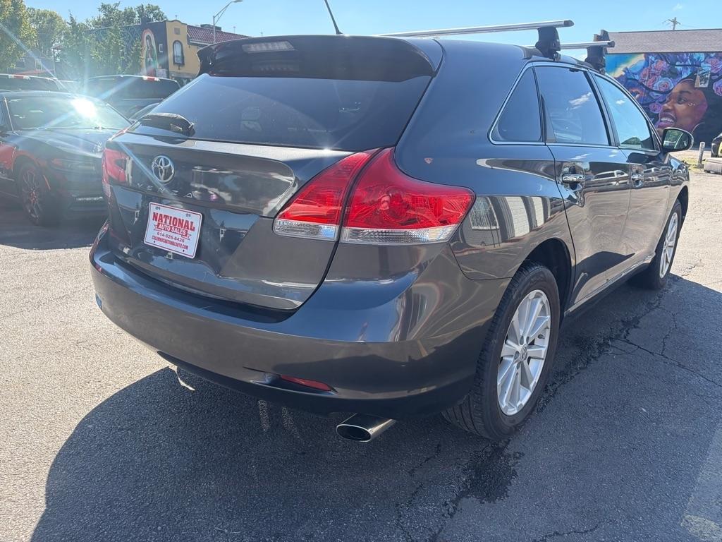 Toyota Venza  2010
