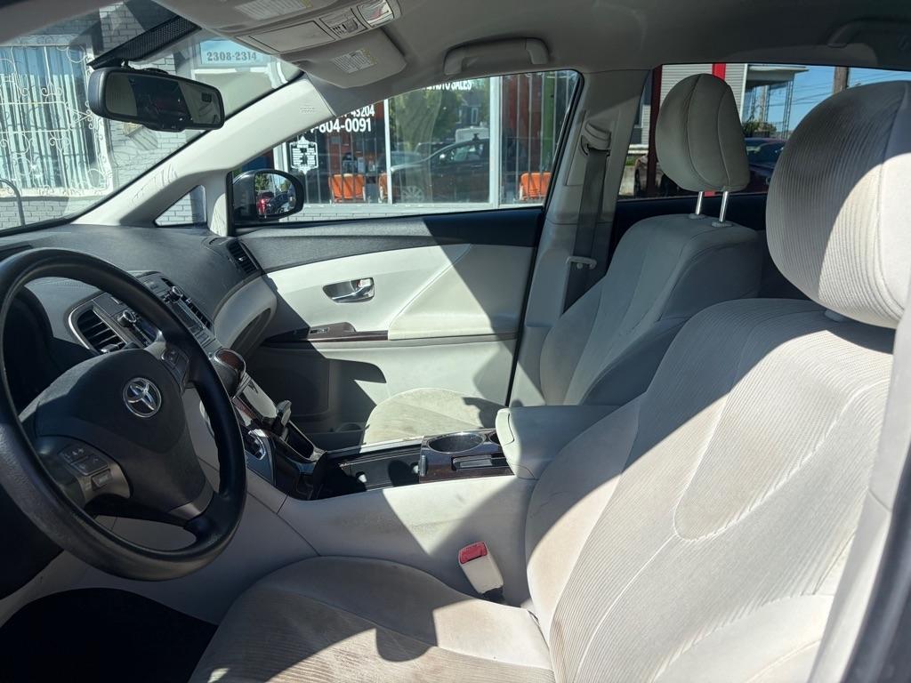 Toyota Venza  2010