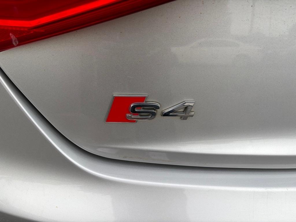 Audi S4  2013