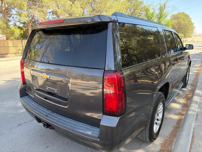 Chevrolet Suburban LT 1500 4WD 2015
