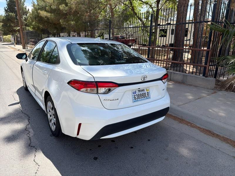 Toyota Corolla LE 2022