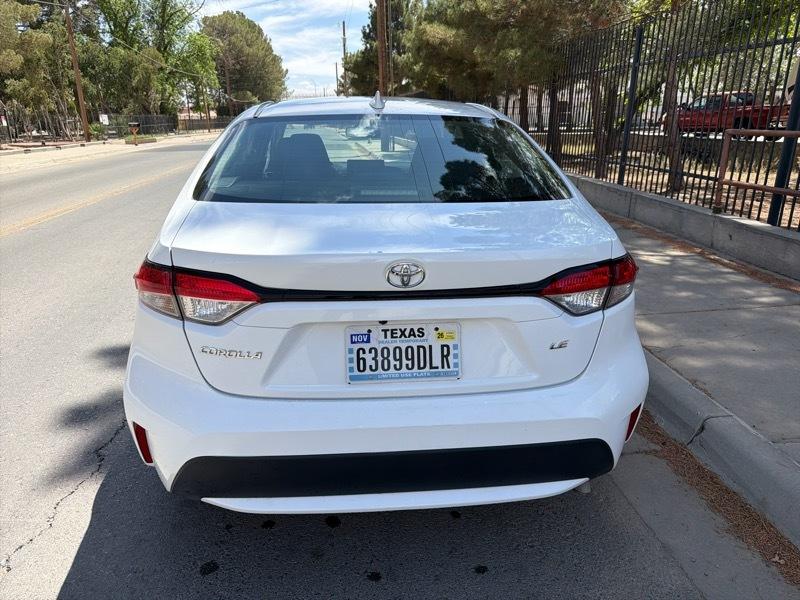 Toyota Corolla LE 2022