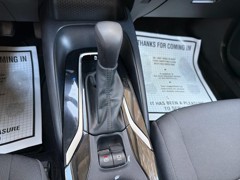 Toyota Corolla LE 2022