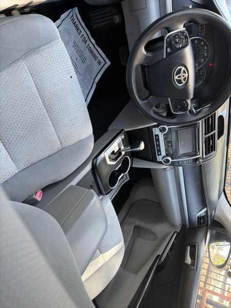 Toyota Camry L 2012