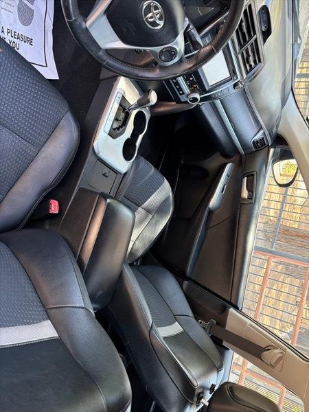 Toyota Camry L 2012