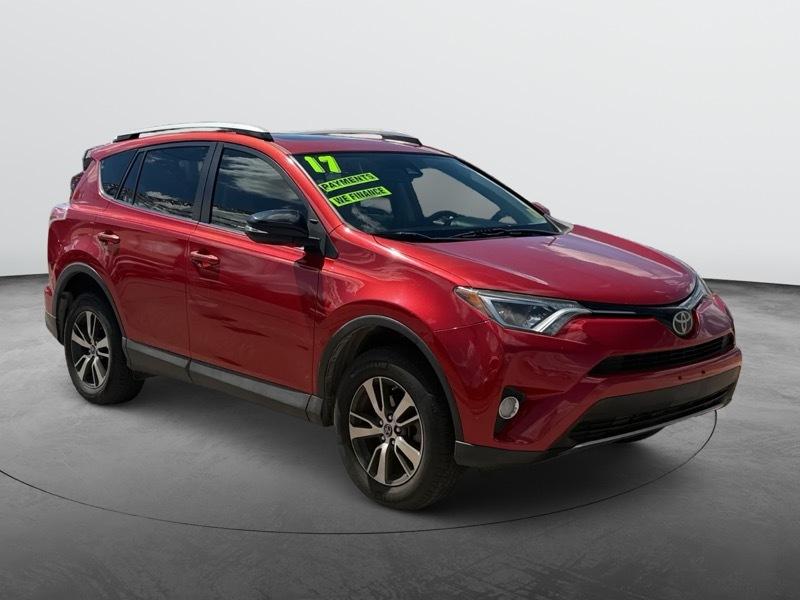 Toyota RAV4 XLE FWD 2017