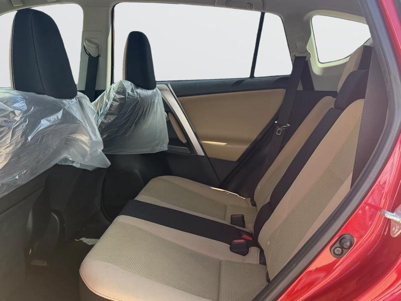 Toyota RAV4 XLE FWD 2017