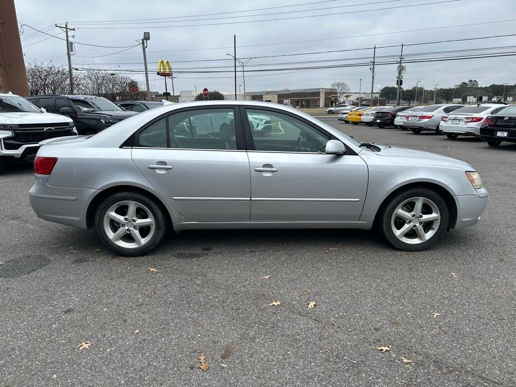 Hyundai Sonata  2009