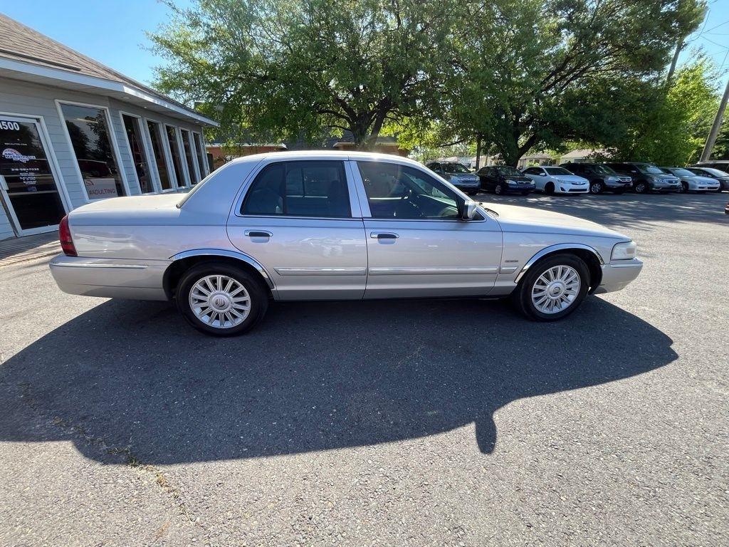 Mercury Grand Marquis  2009
