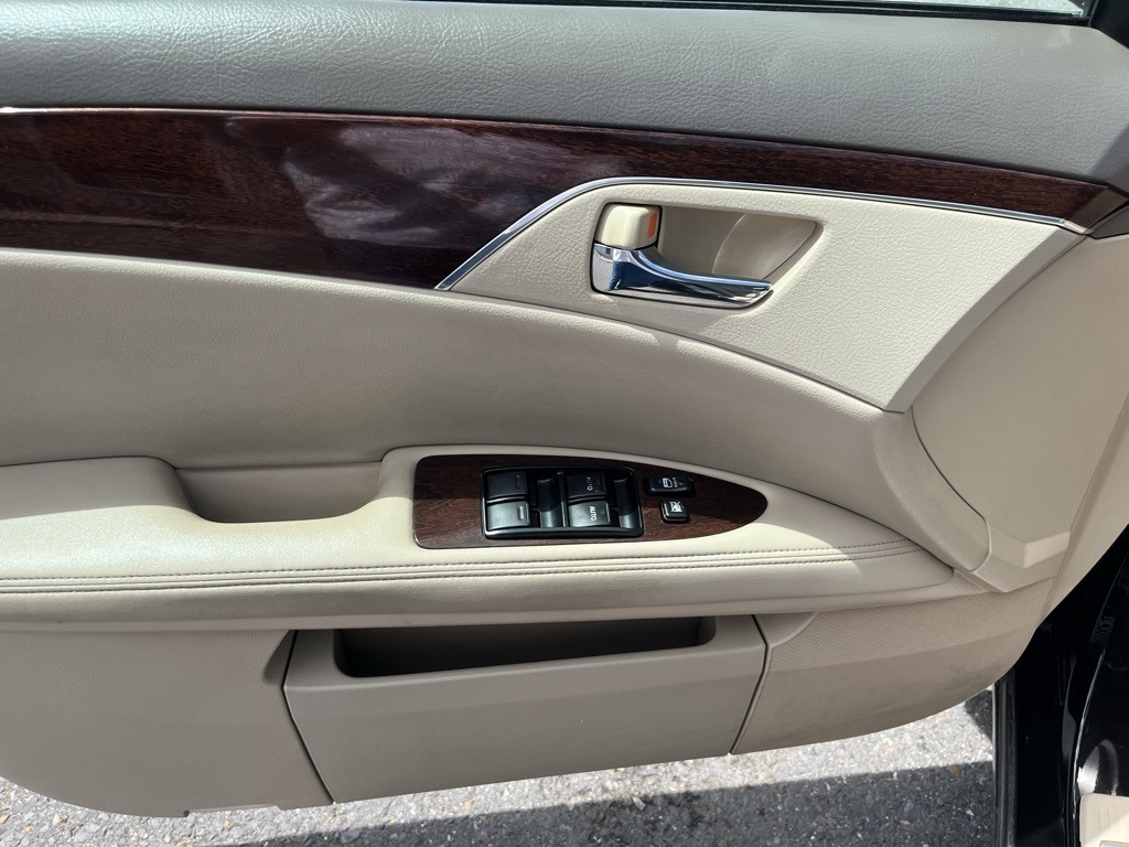 Toyota Avalon  2008