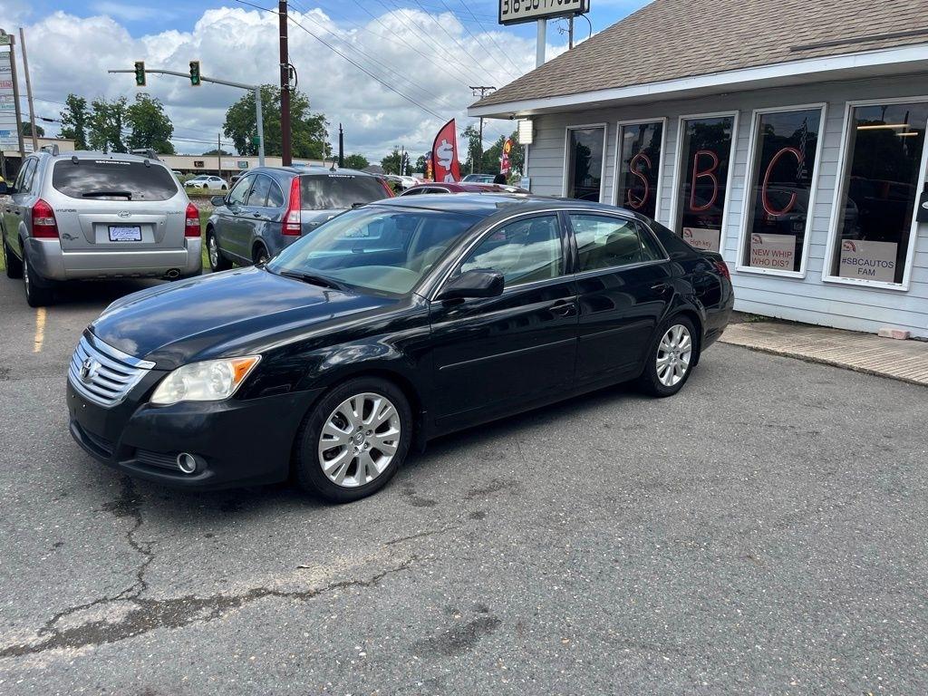 Toyota Avalon  2008