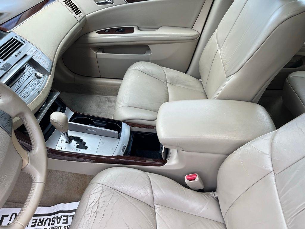 Toyota Avalon  2008