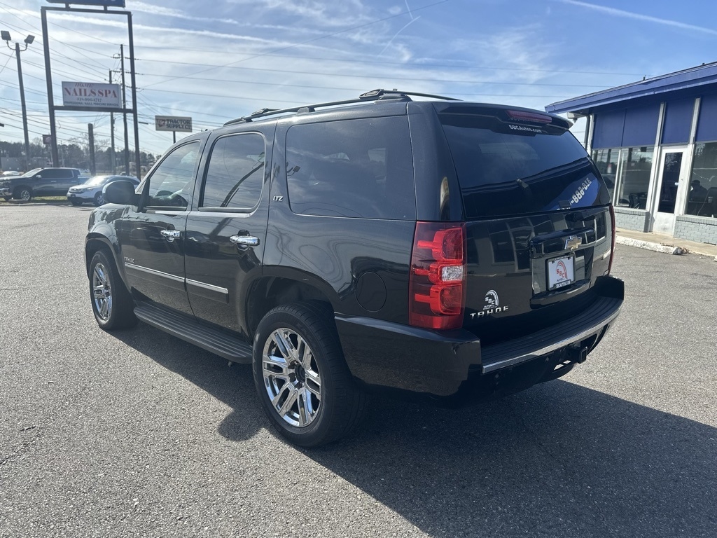 Chevrolet Tahoe  2010