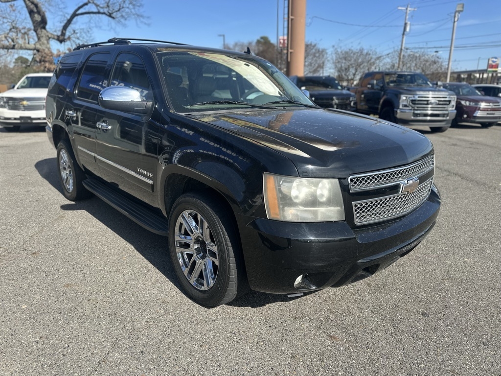 Chevrolet Tahoe  2010