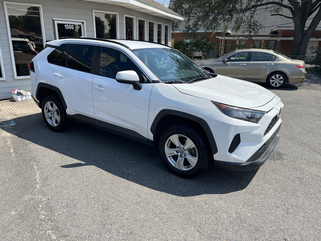 Toyota RAV4  2021