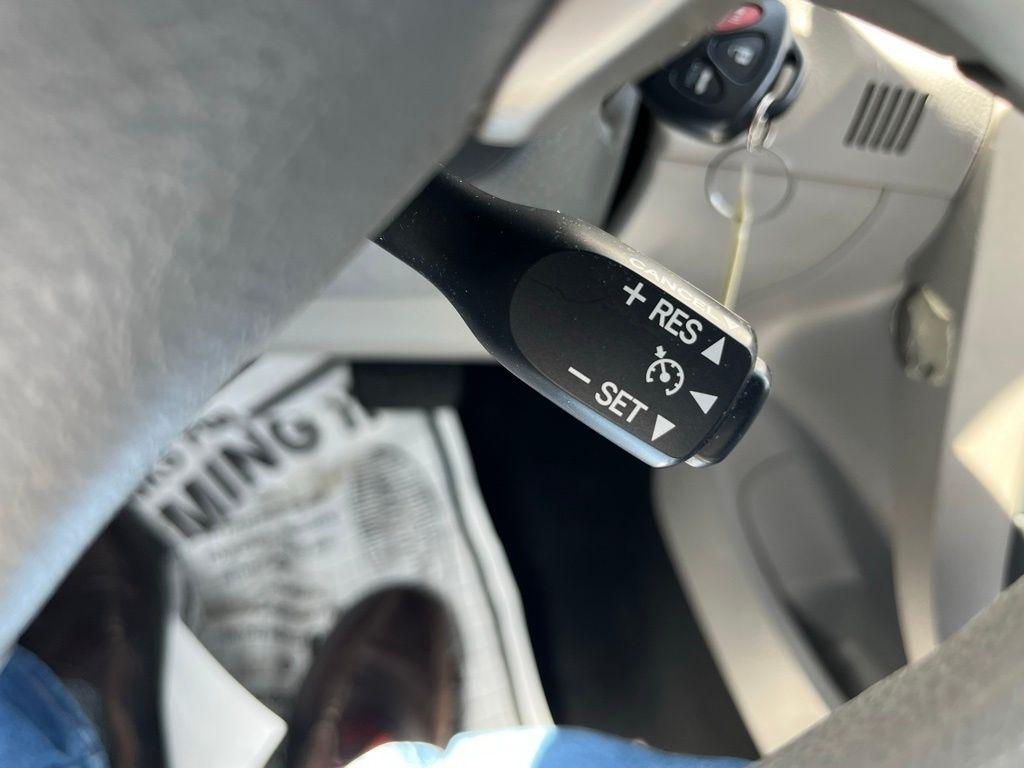 Toyota Corolla  2010