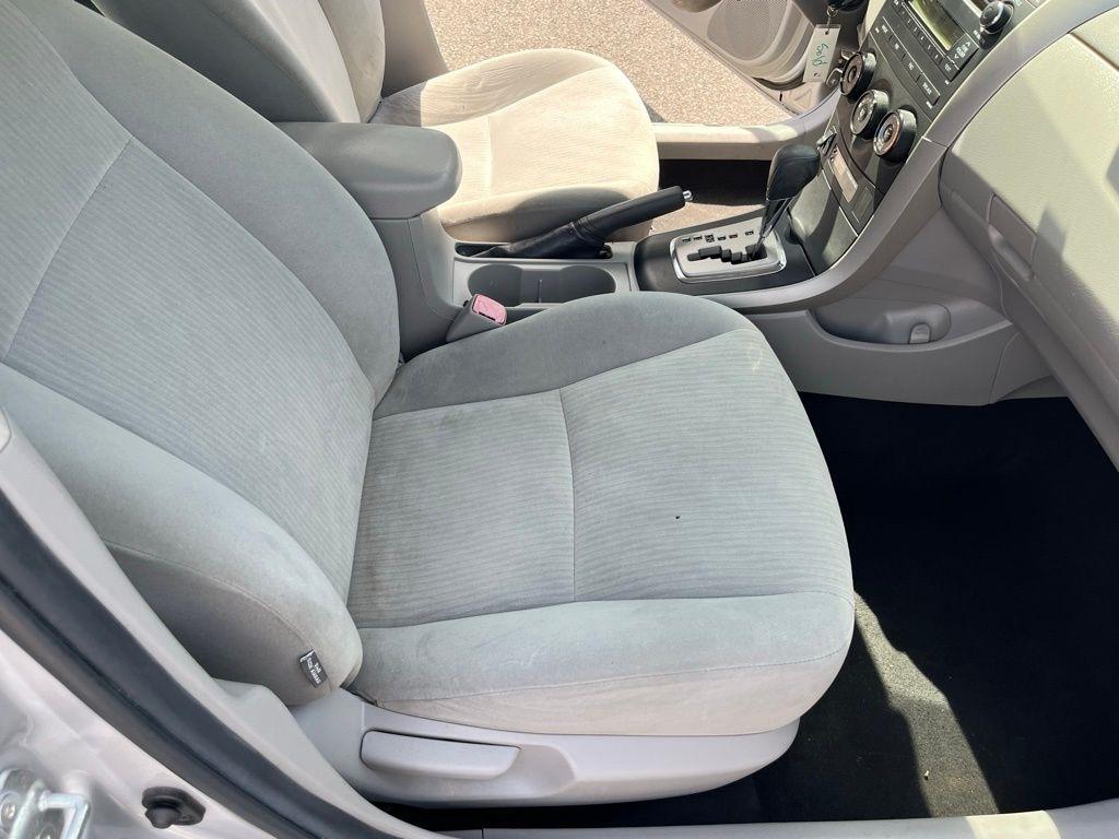 Toyota Corolla  2010