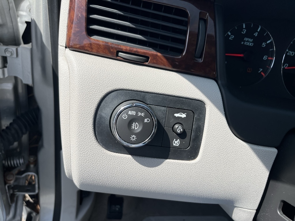 Chevrolet Impala  2011