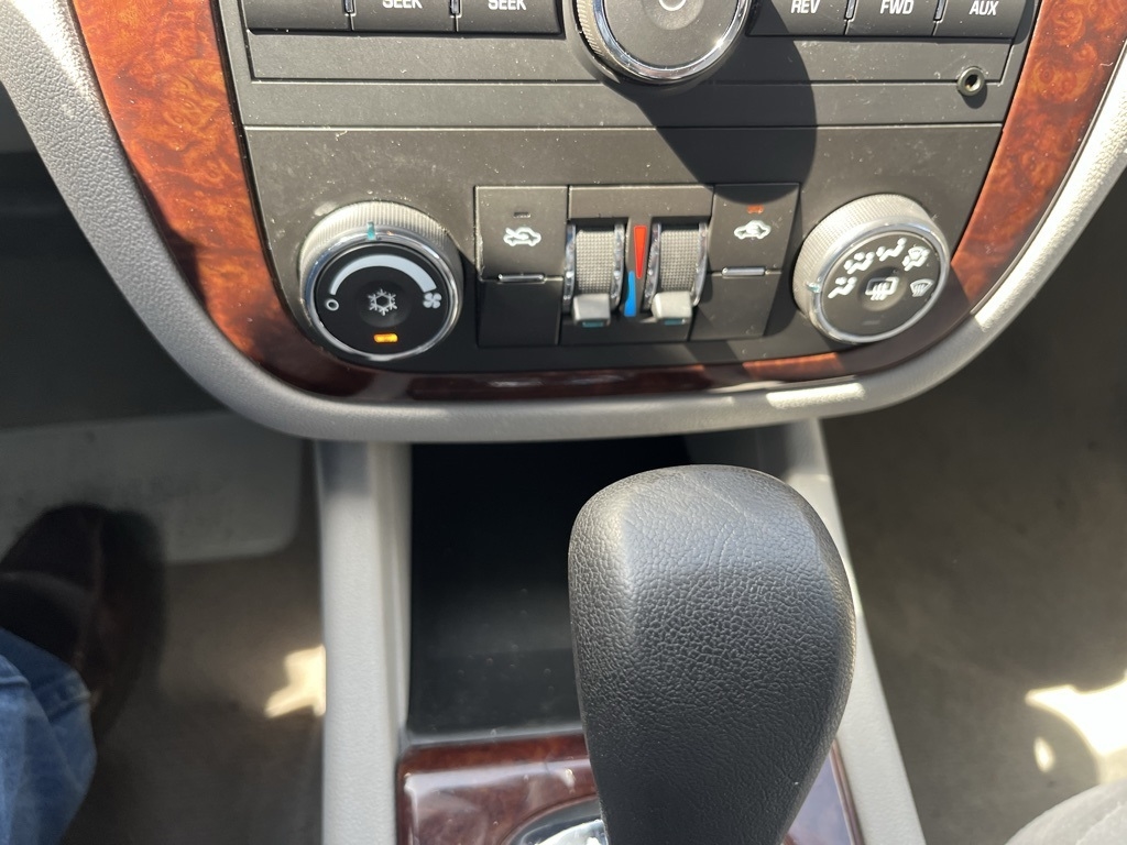 Chevrolet Impala  2011