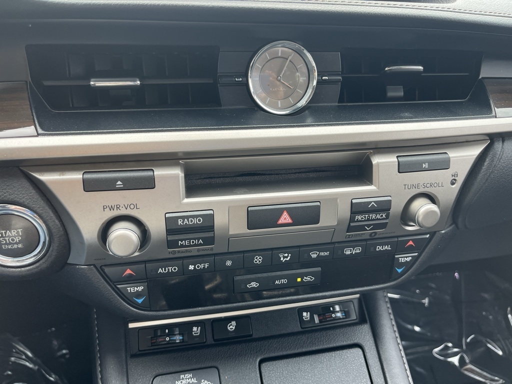 Lexus ES  2017 Lexus ES  2017