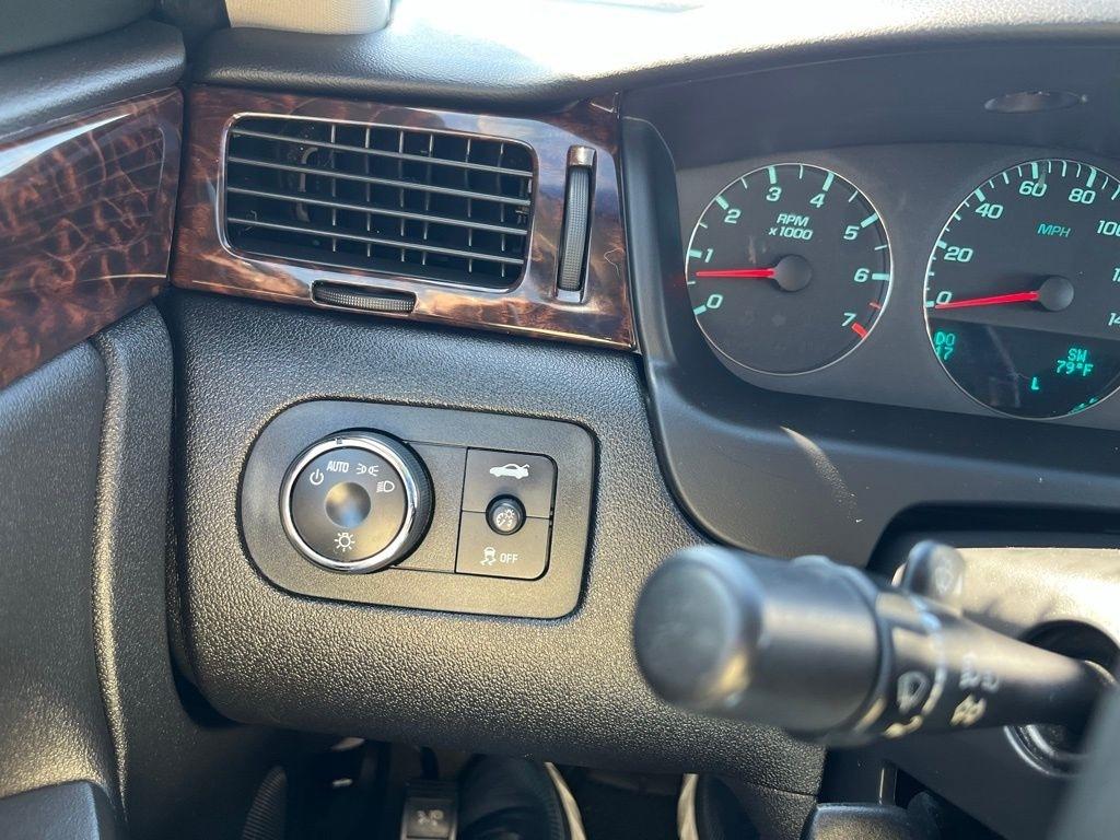 Chevrolet Impala  2012