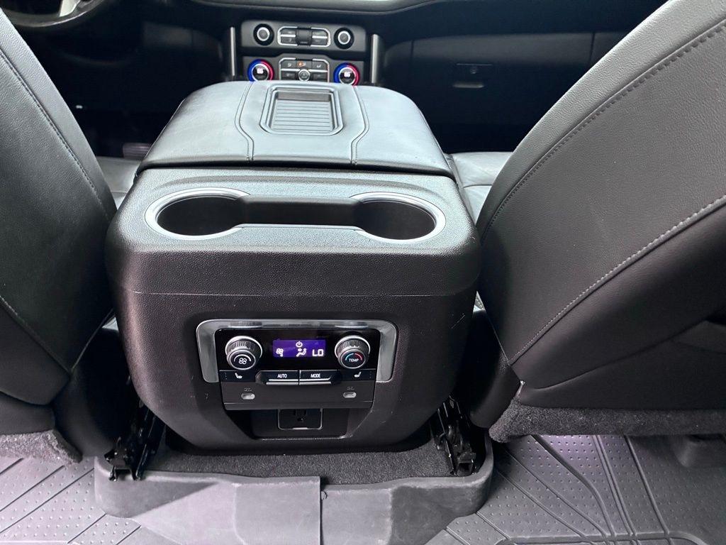 Chevrolet Tahoe  2021