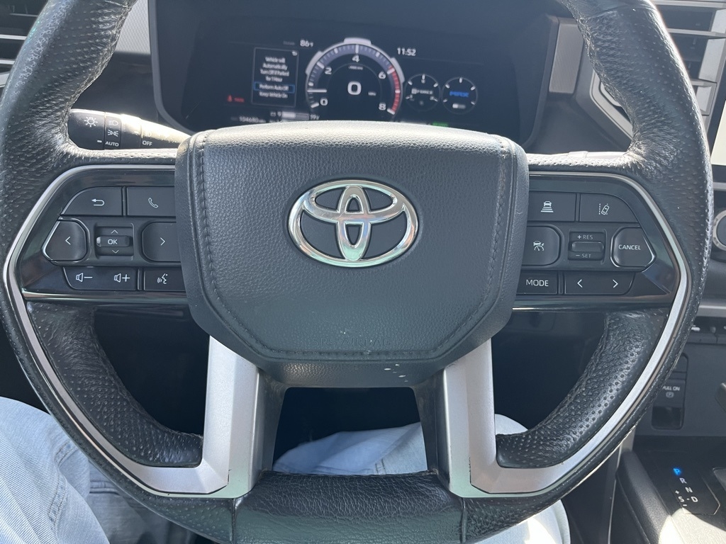 Toyota Tundra 4WD  2022