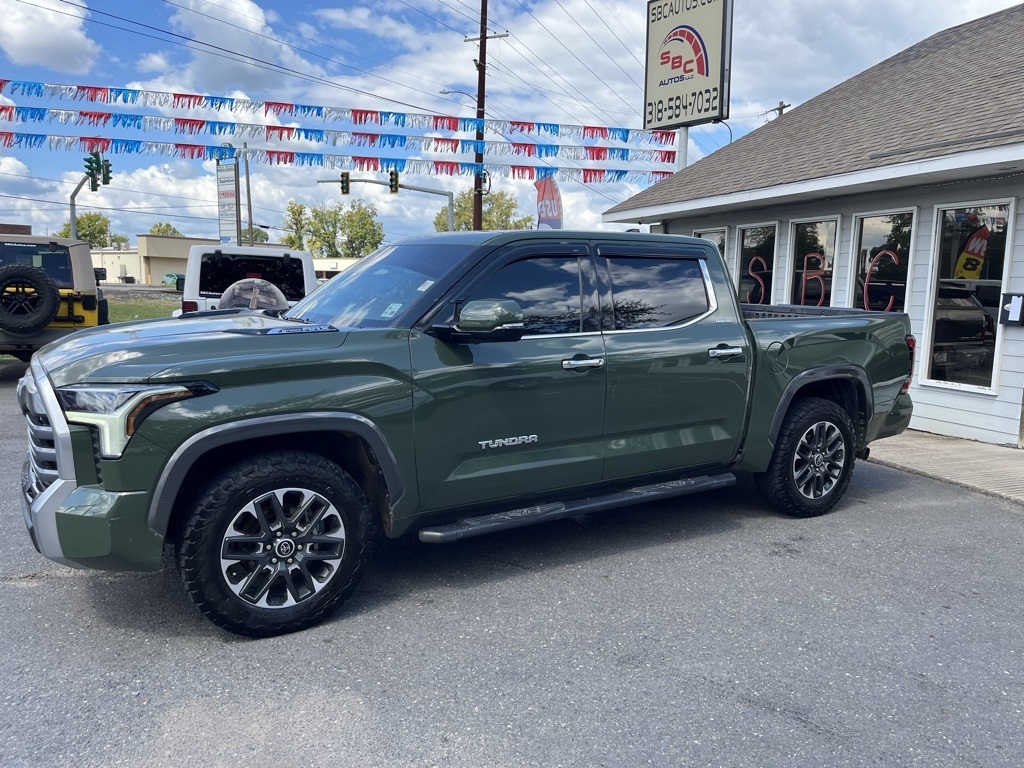 Toyota Tundra 4WD  2022