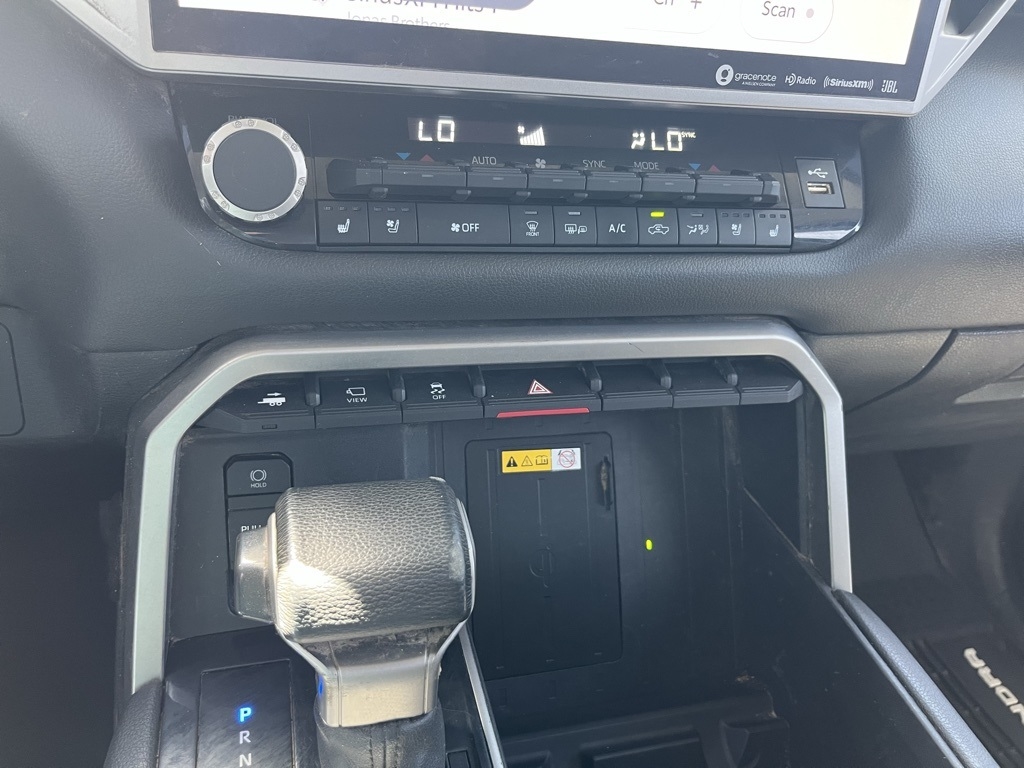 Toyota Tundra 4WD  2022