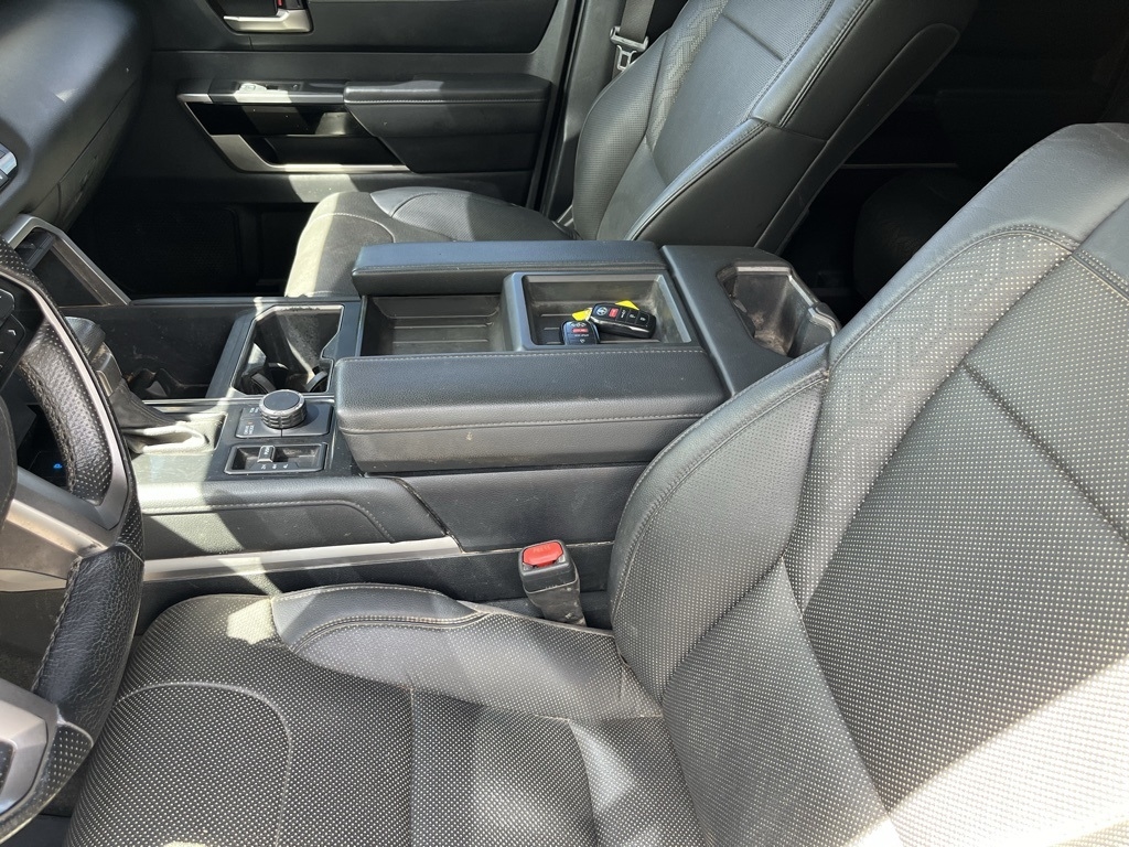 Toyota Tundra 4WD  2022