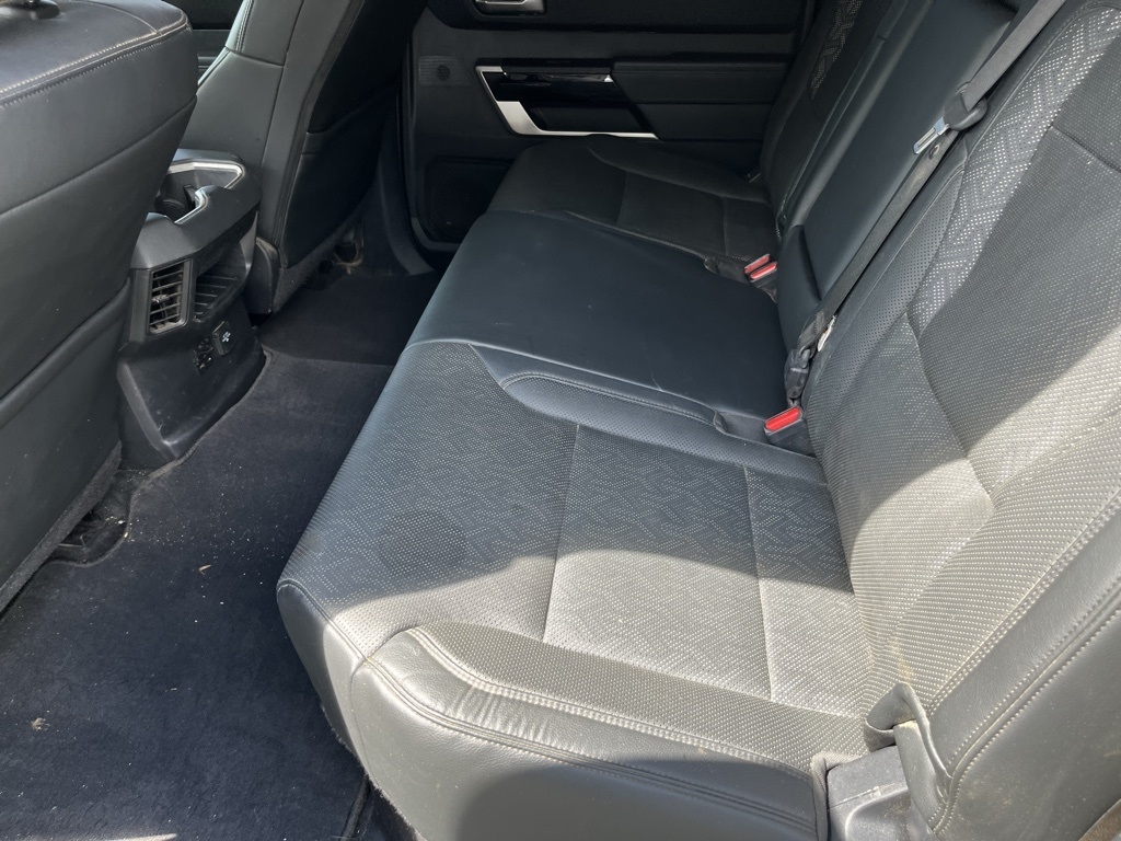 Toyota Tundra 4WD  2022