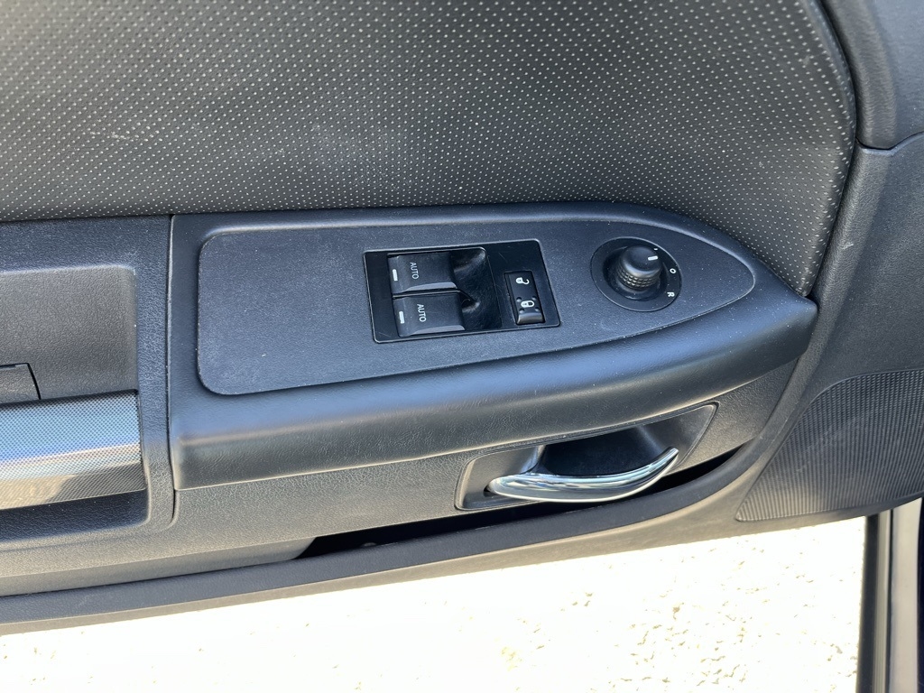 Dodge Challenger  2013