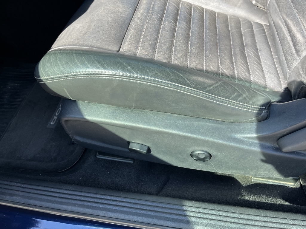 Dodge Challenger  2013