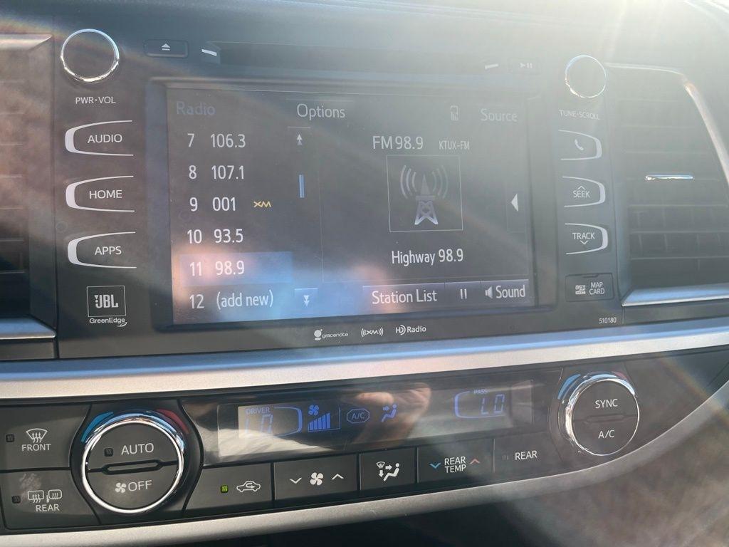 Toyota Highlander  2018