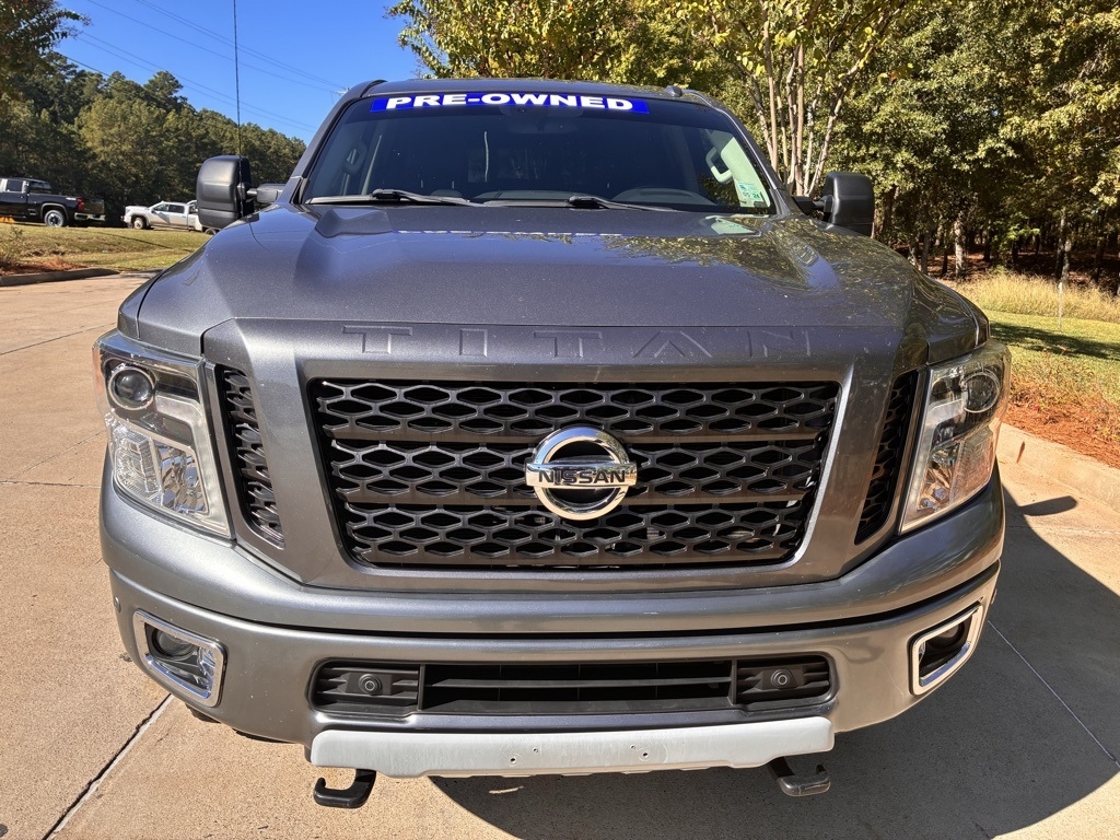 Nissan Titan XD  2018 Nissan Titan XD  2018